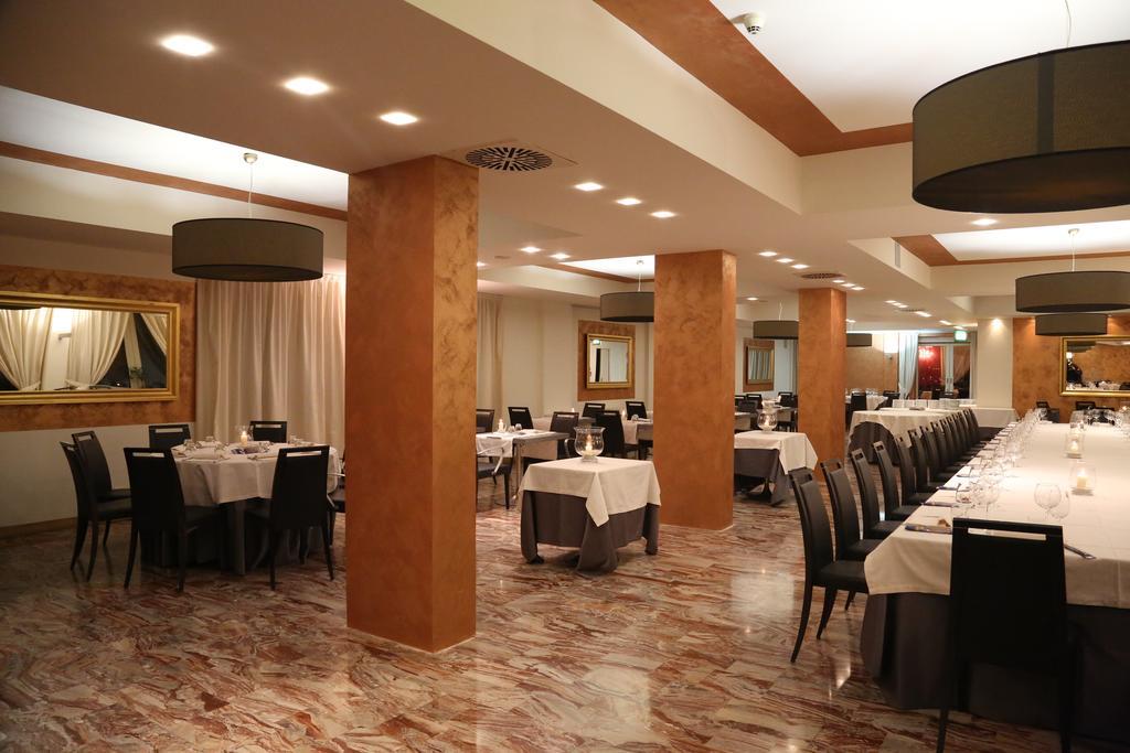 Hotel San Martino Darfo Boario Terme Exterior photo