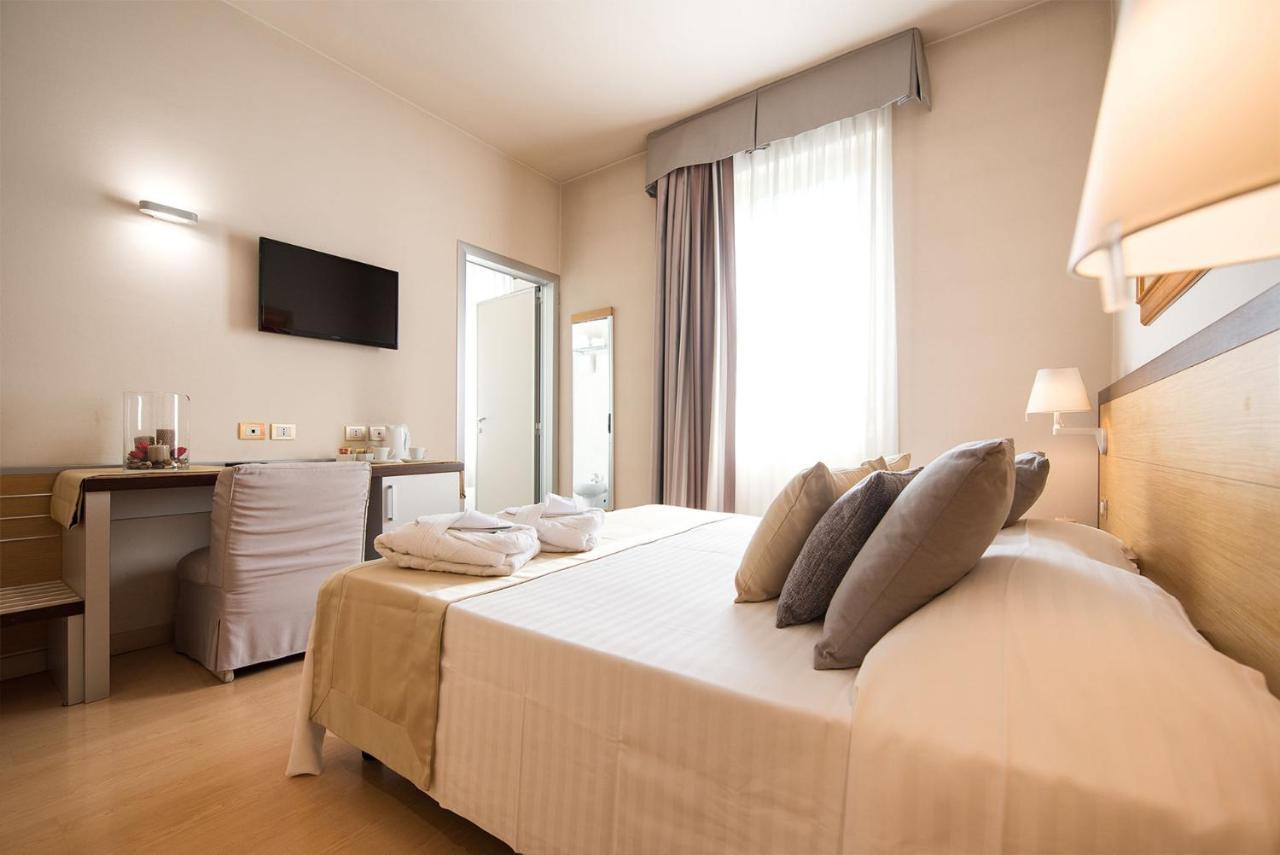 Hotel San Martino Darfo Boario Terme Exterior photo